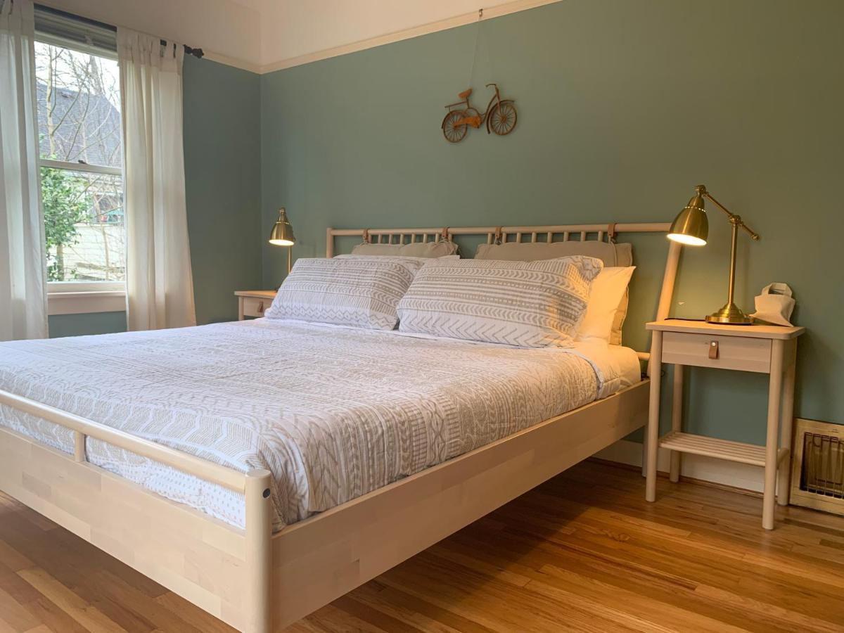 Riverpath Inn 유진 외부 사진