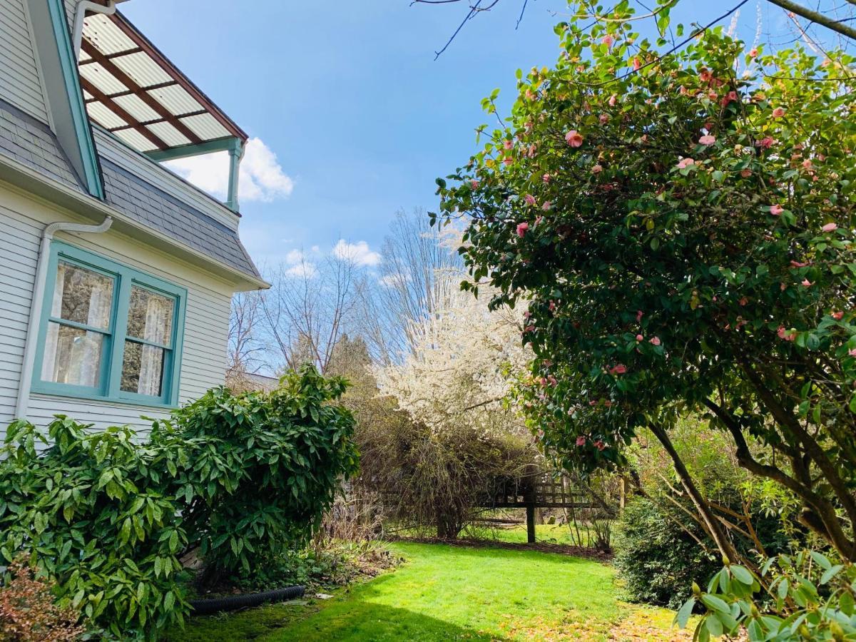 Riverpath Inn 유진 외부 사진