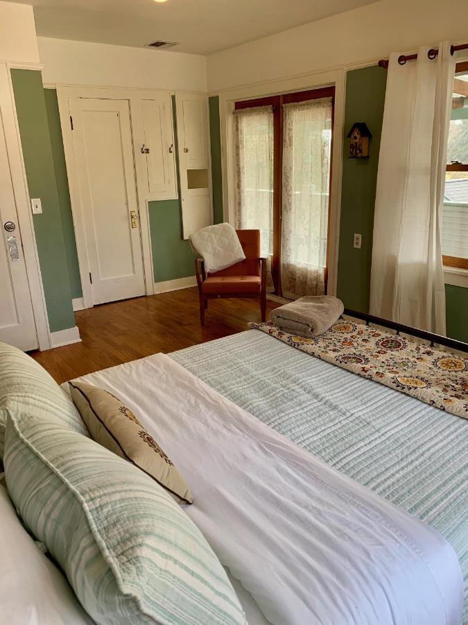 Riverpath Inn 유진 외부 사진