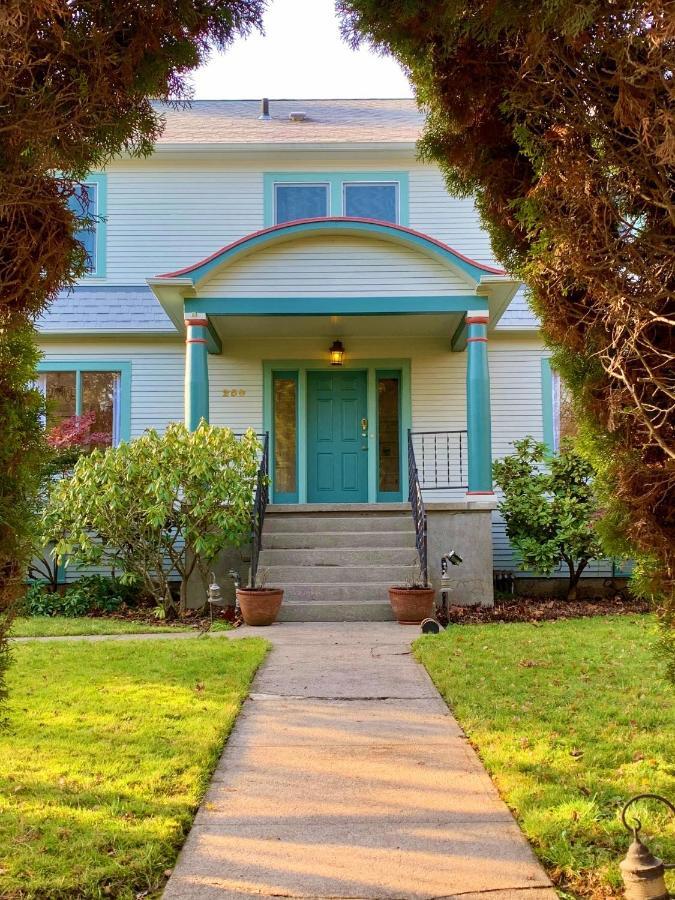Riverpath Inn 유진 외부 사진