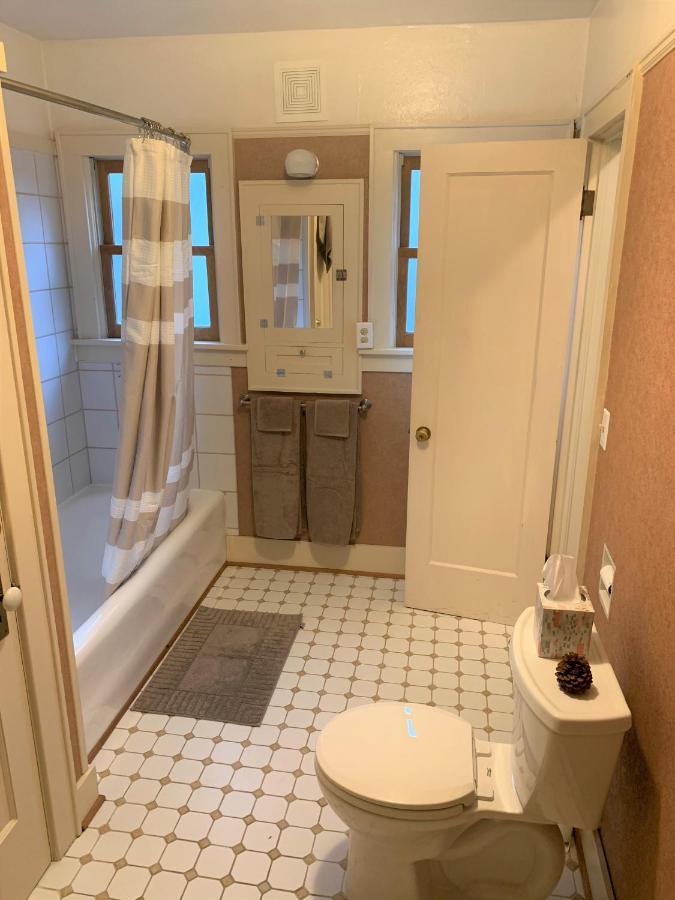 Riverpath Inn 유진 외부 사진